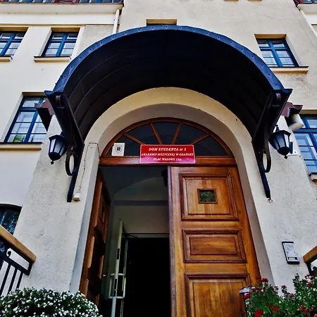 Hostel Ds Cztery Pory Roku *