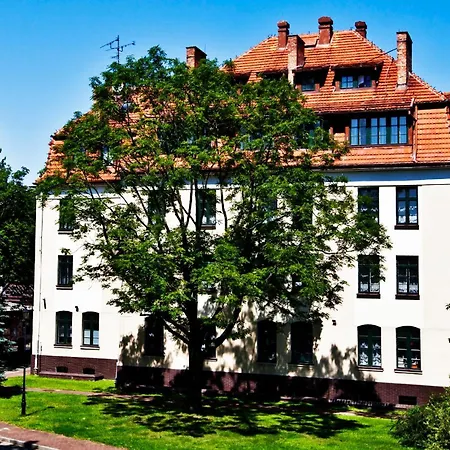 Hostel Ds Cztery Pory Roku *