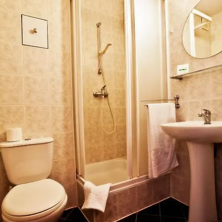 Ds Cztery Pory Roku Hostel Gdaňsk