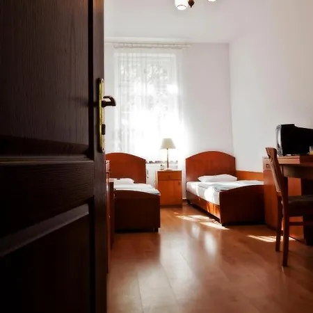Ds Cztery Pory Roku אכסניה